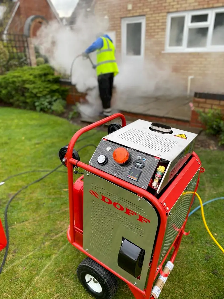 Outdoor cleaning contractor Evesham