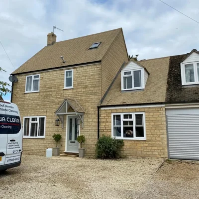 Roof cleaning contractor Northleach